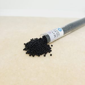 Miyuki redondeo color negro