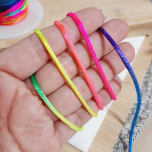 Cordón cola de ratón multicolor 2mm
