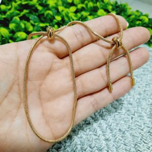 Pulsera de acero inoxidable color dorado de cadena