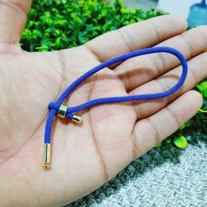 PULSERA DE CORDÓN AJUSTABLE COLOR MORADO OSCURO