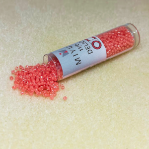 (DB070-TB) MIYUKI DELICA 11/0 COLOR BEAD LINED ROSE PINK AB 2 GR